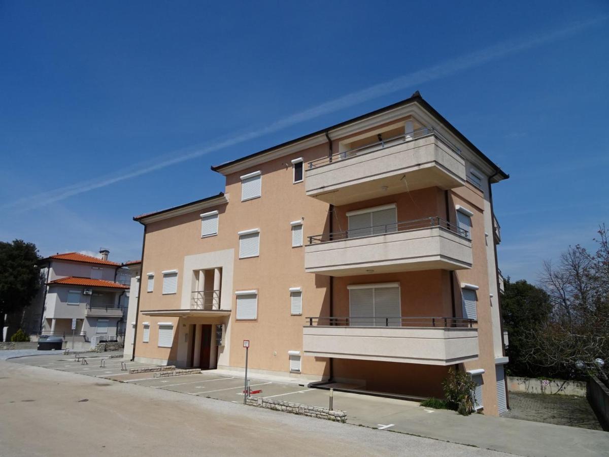 Apartment Erika Premantura Kültér fotó